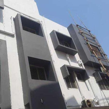 Oyo Royal Ruby Enclave Hotel Puri Exterior photo