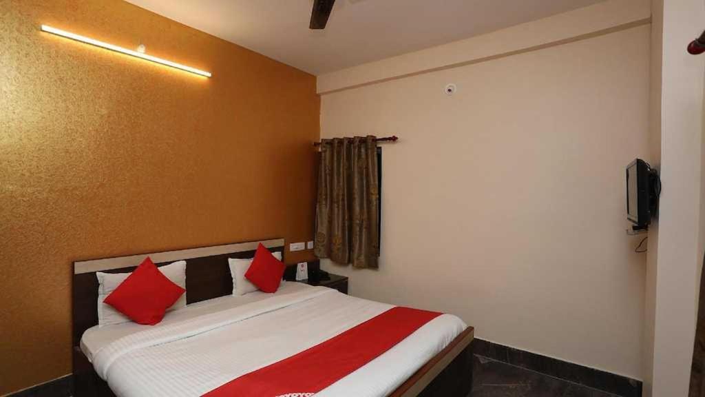 Oyo Royal Ruby Enclave Hotel Puri Exterior photo